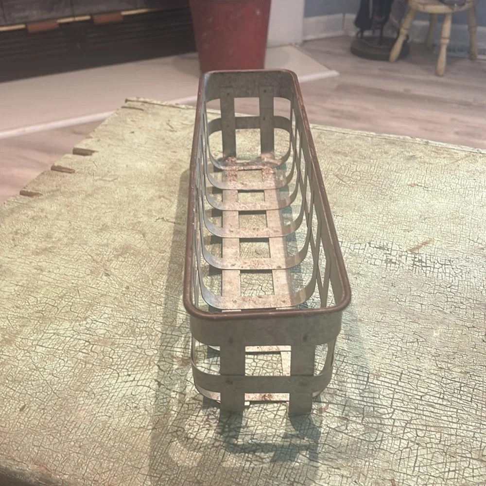 Vintage Inspired Galvanized Metal Wire Basket – Farmhouse Rustic Décor